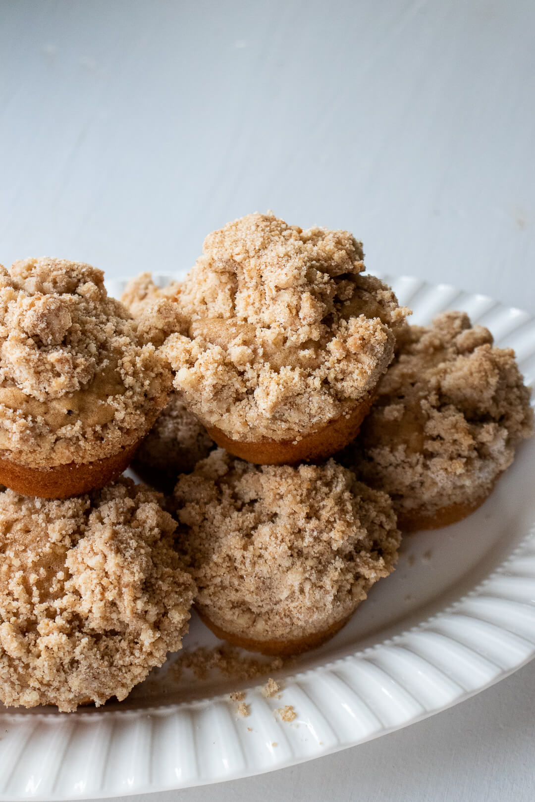 Cinnamon Crumble Muffins Recipe | Hey, let’s glow