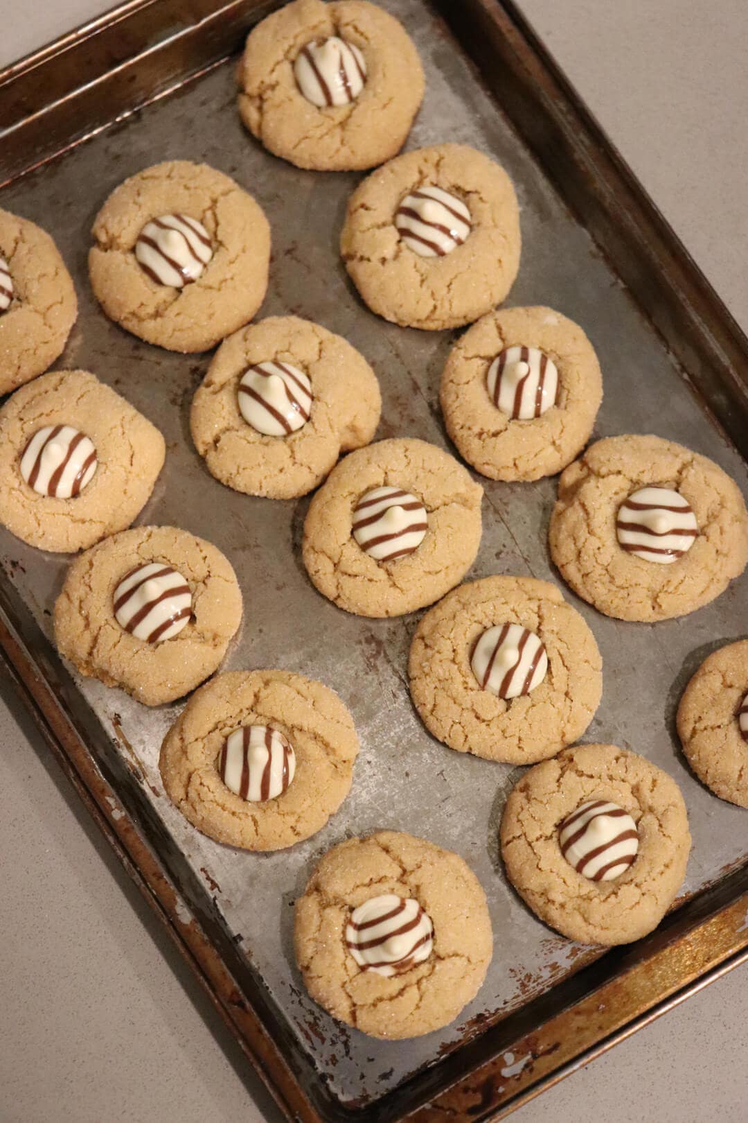 Peanut Butter Kiss Cookies Recipe